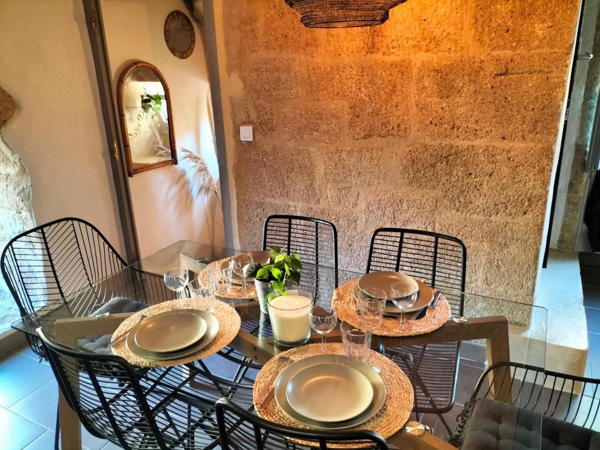 Maison De Village Familiale Pont Du Gard, Toit Terrasse, Barbecue, Fibre Vers Pont du Gard Exterior foto