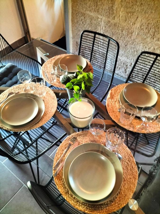 Maison De Village Familiale Pont Du Gard, Toit Terrasse, Barbecue, Fibre Vers Pont du Gard Exterior foto