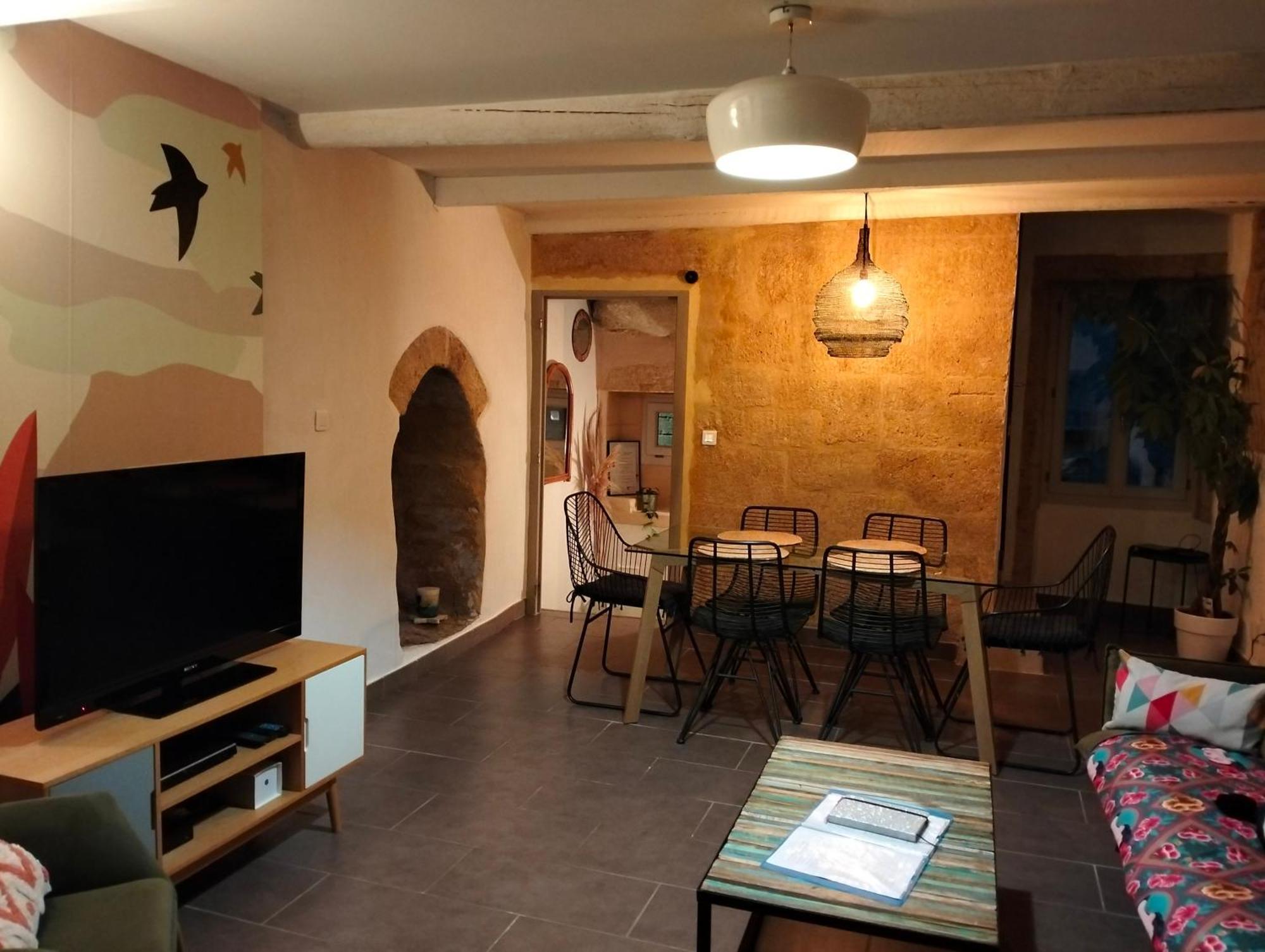 Maison De Village Familiale Pont Du Gard, Toit Terrasse, Barbecue, Fibre Vers Pont du Gard Exterior foto